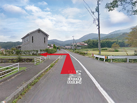 キャンプサイト側道への入り口